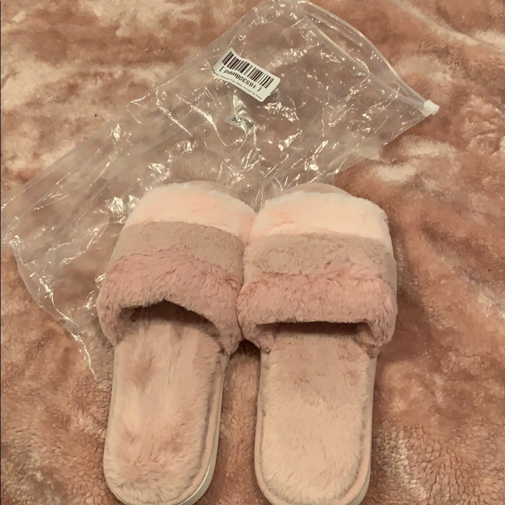 Brand new- never worn still in bag slippers